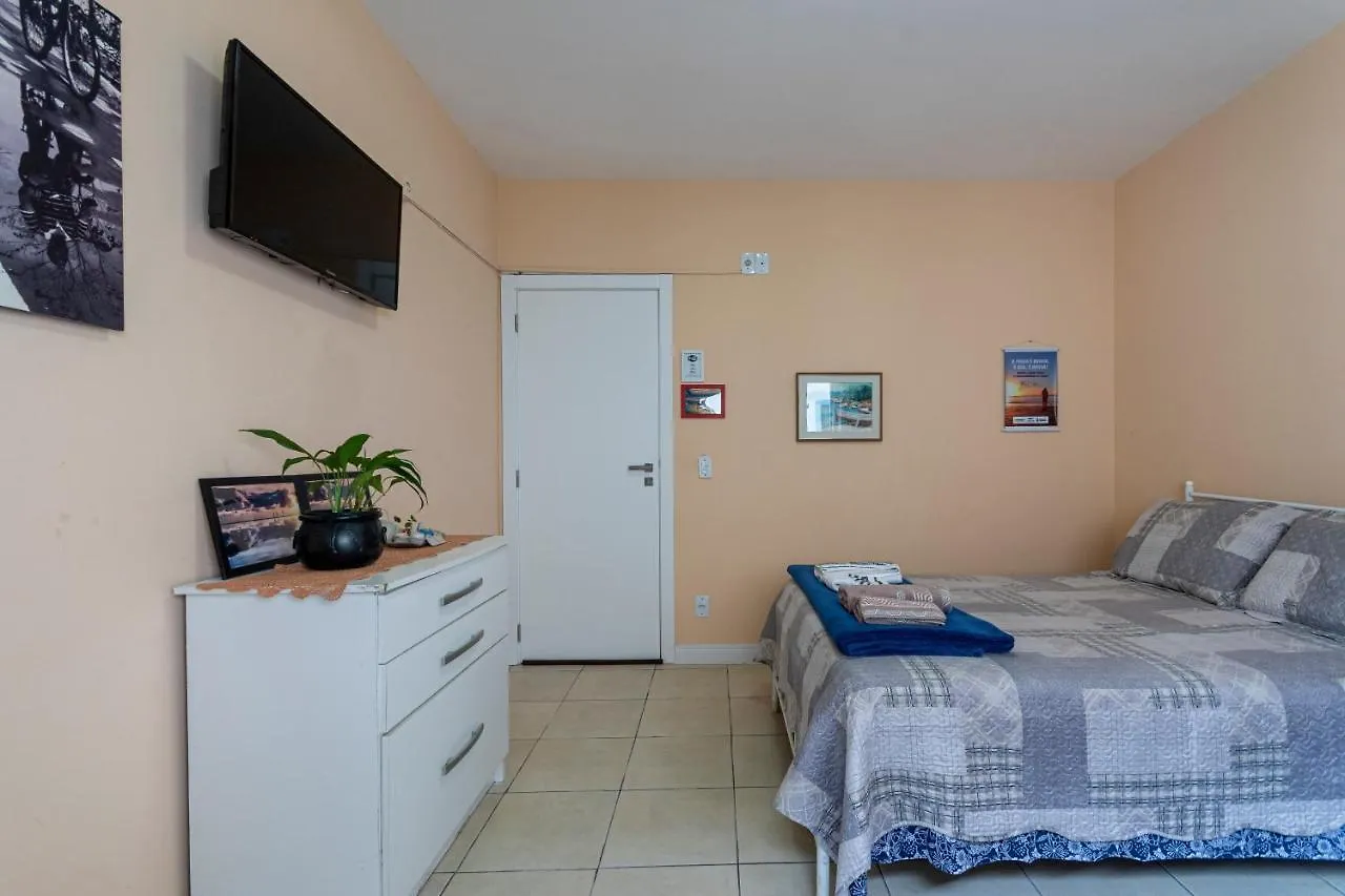Suítes Balneário Camboriú Quarto em Acomodações Particulares