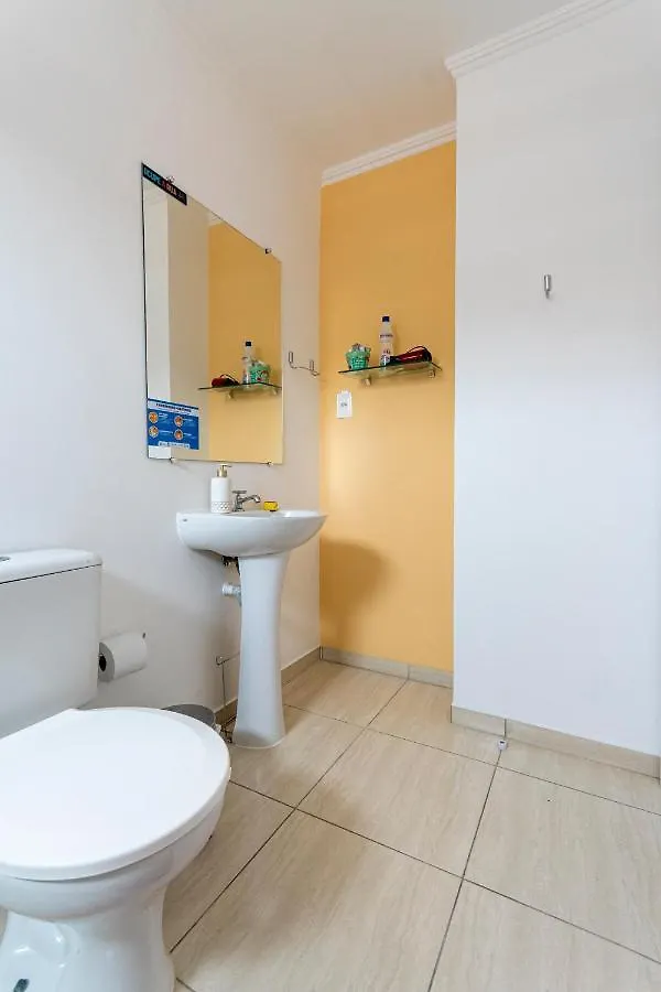 Suítes Balneário Camboriú Quarto em Acomodações Particulares