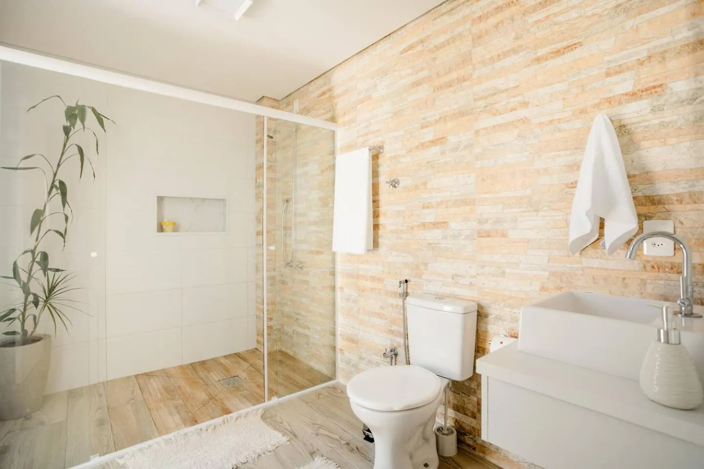 Suites Balneario Camboriu 0*,  Brazil